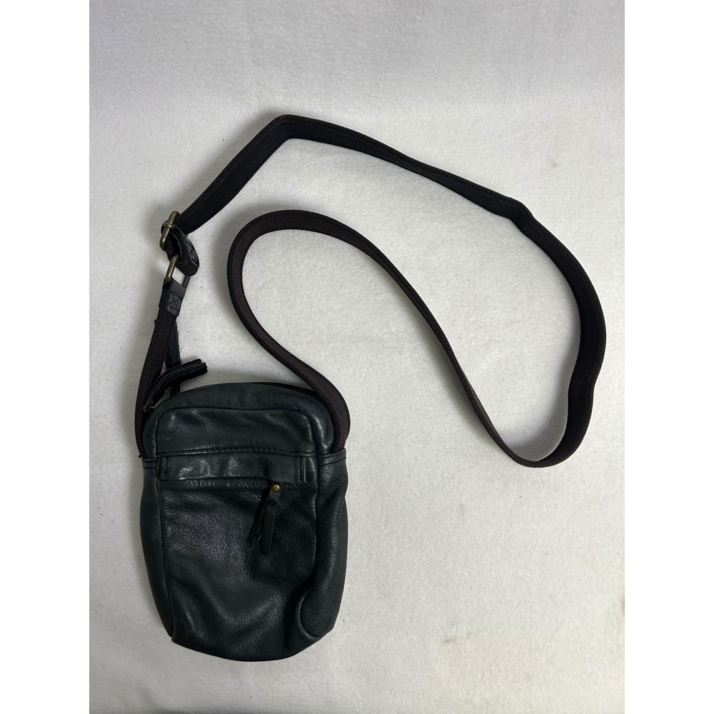 Minimalist Gorpcore J.Crew Womens Small Black Pebbled Leather Crossbody Bag Zip